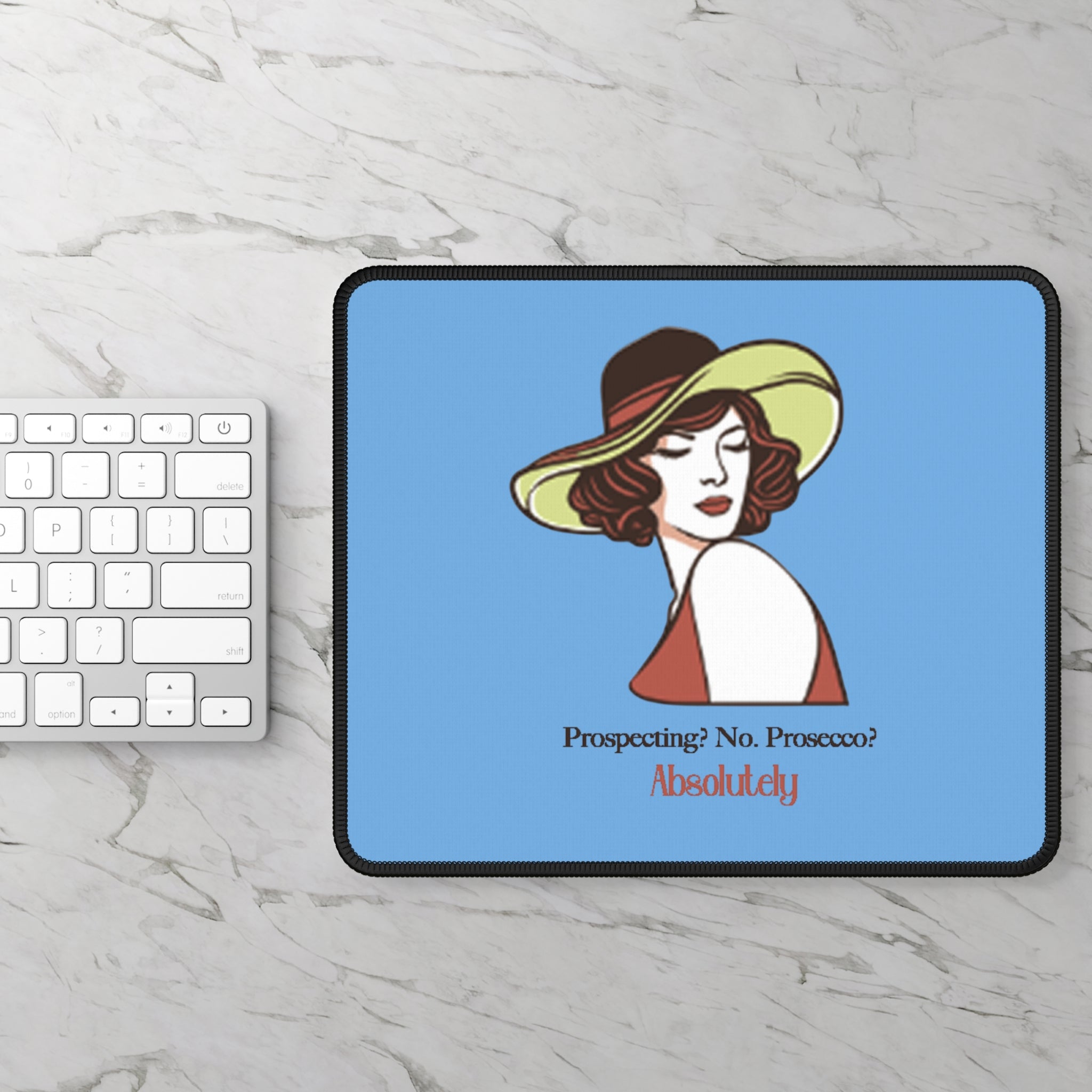 Chic Gaming Mouse Pad - Stylish Desk Accessory for Home Office, Prosecco Themed Mousepad, Gift for Gamers, Office Decor